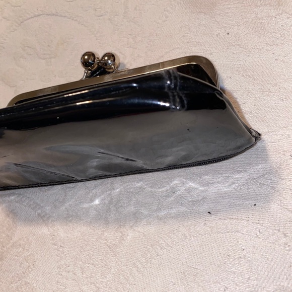 Vintage Black Patent Leather Clutch Wristlet - Picture 4 of 13